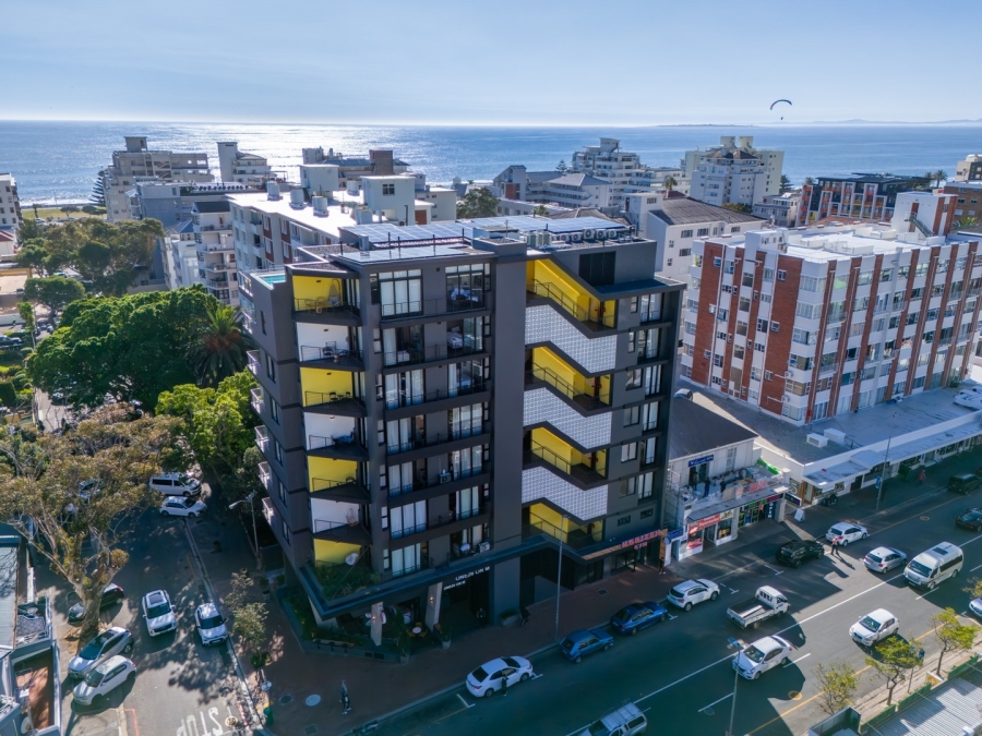 1 Bedroom Property for Sale in Sea Point Western Cape